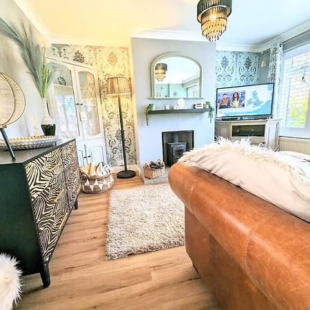 Spacious Lovely 3 Bed House In Keyworth Nottingham Suit Contractors Or Family Eksteriør bilde